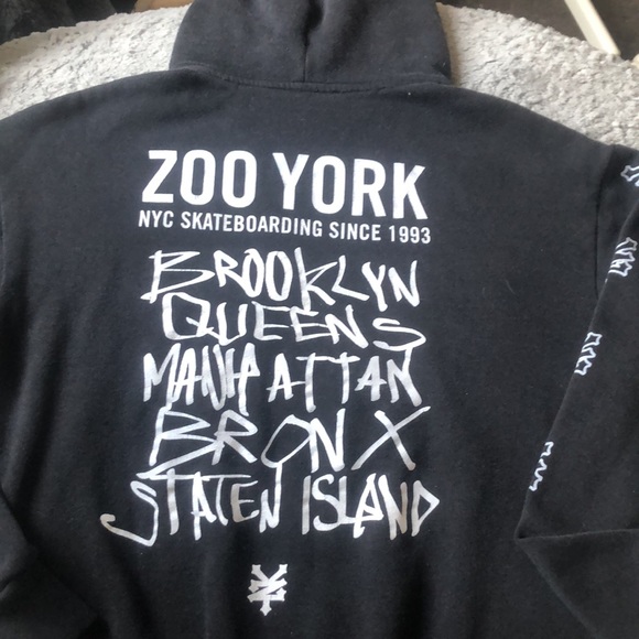 COPY - ZOO YORK unisex, b&w, slightly oversized (pullover) hoodie - Picture 6 of 7
